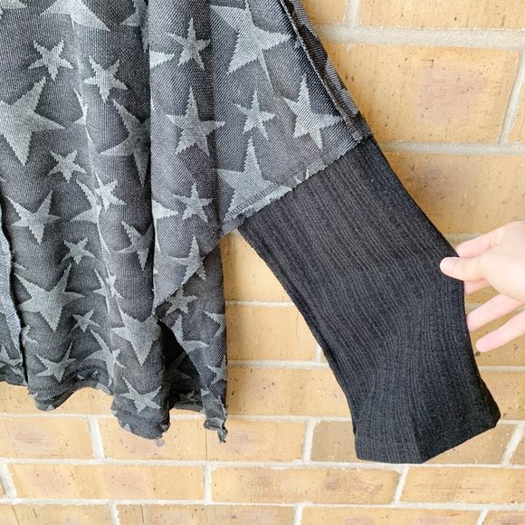 GiGio USA Star Print Batwing Crewneck Sweater NWT - Picture 6 of 8